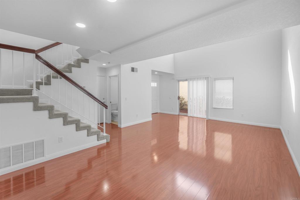 10679 Glendover Lane Property Photo 13