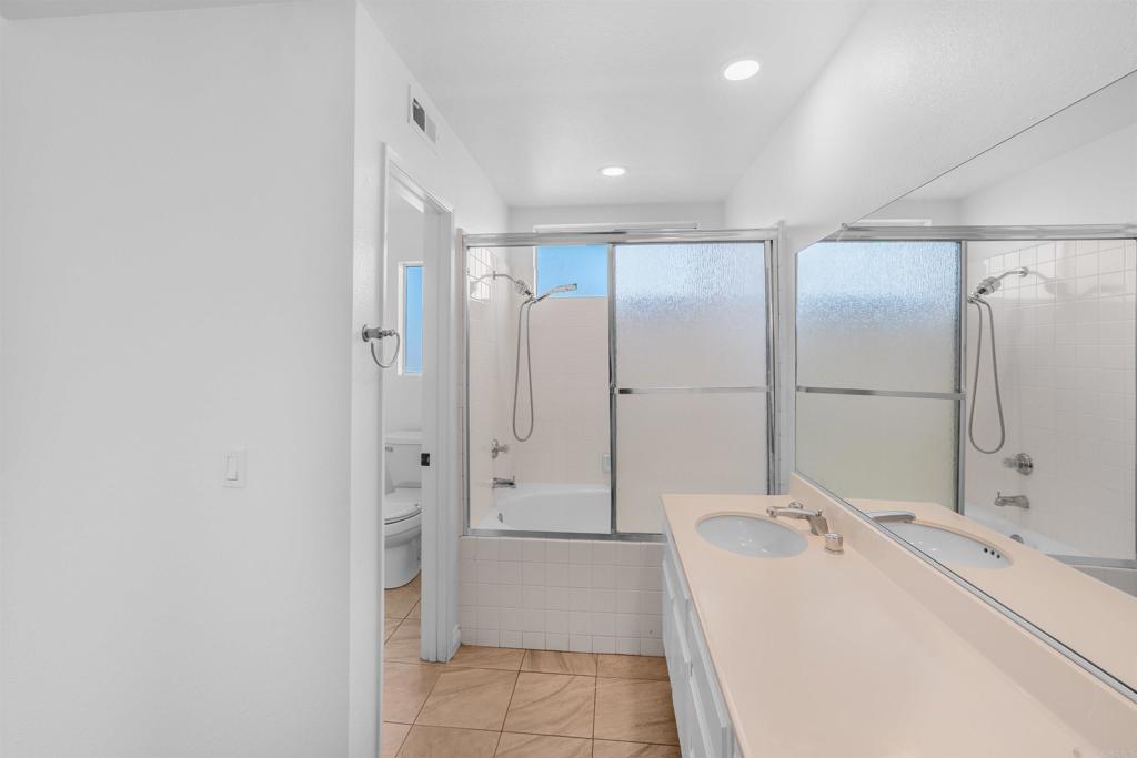 10679 Glendover Lane Property Photo 24
