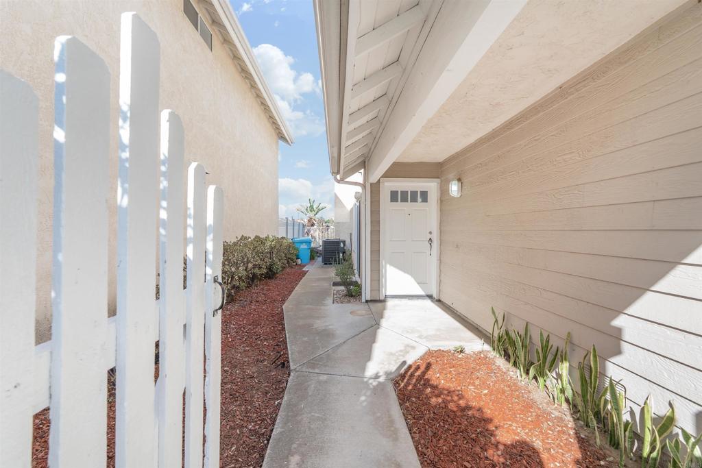 10679 Glendover Lane Property Photo 31