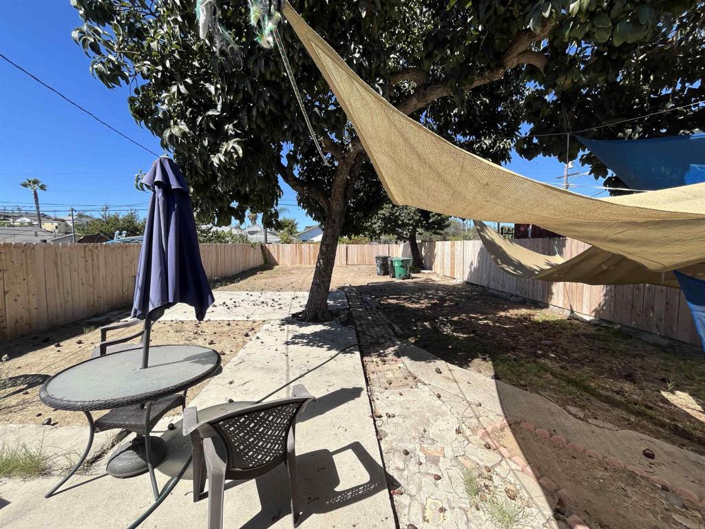 2834 L Street Property Photo 3