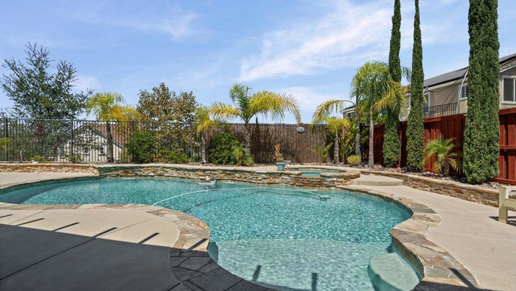 33982 Baystone Street Property Photo 6