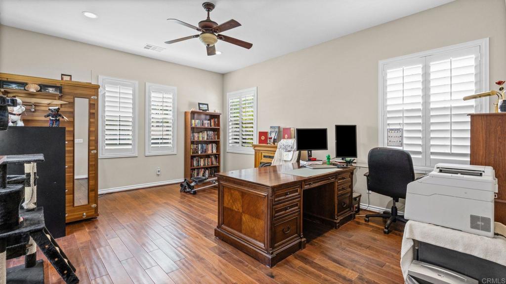 33982 Baystone Street Property Photo 24