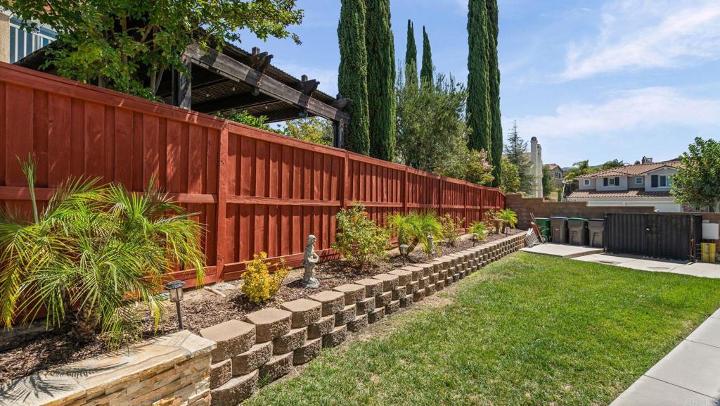 33982 Baystone Street Property Photo 34