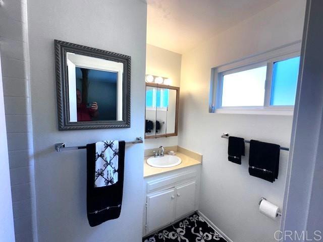 1792 Elmhurst Street Property Photo 12