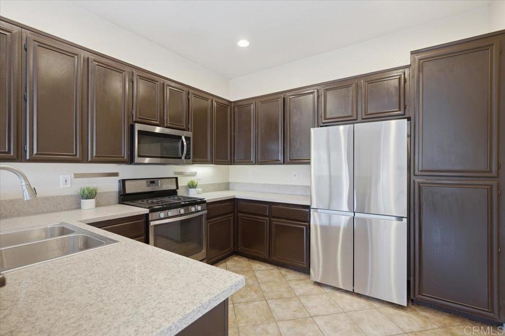 1236 Aruba 8 Property Photo 10