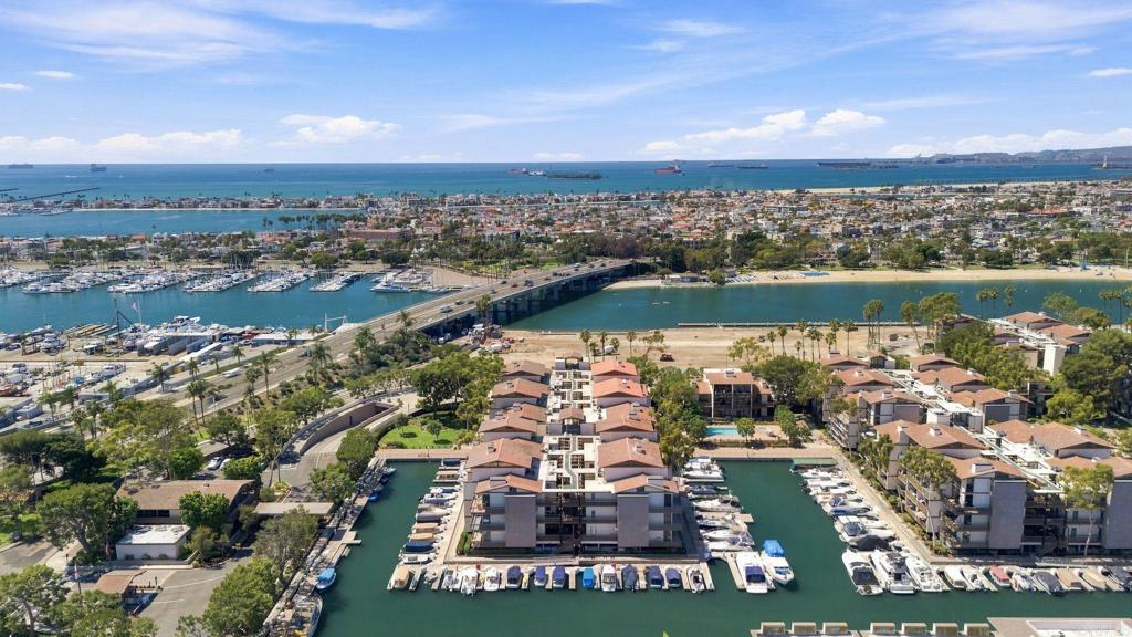 9126 Marina Pacifica Drive N Property Photo 1