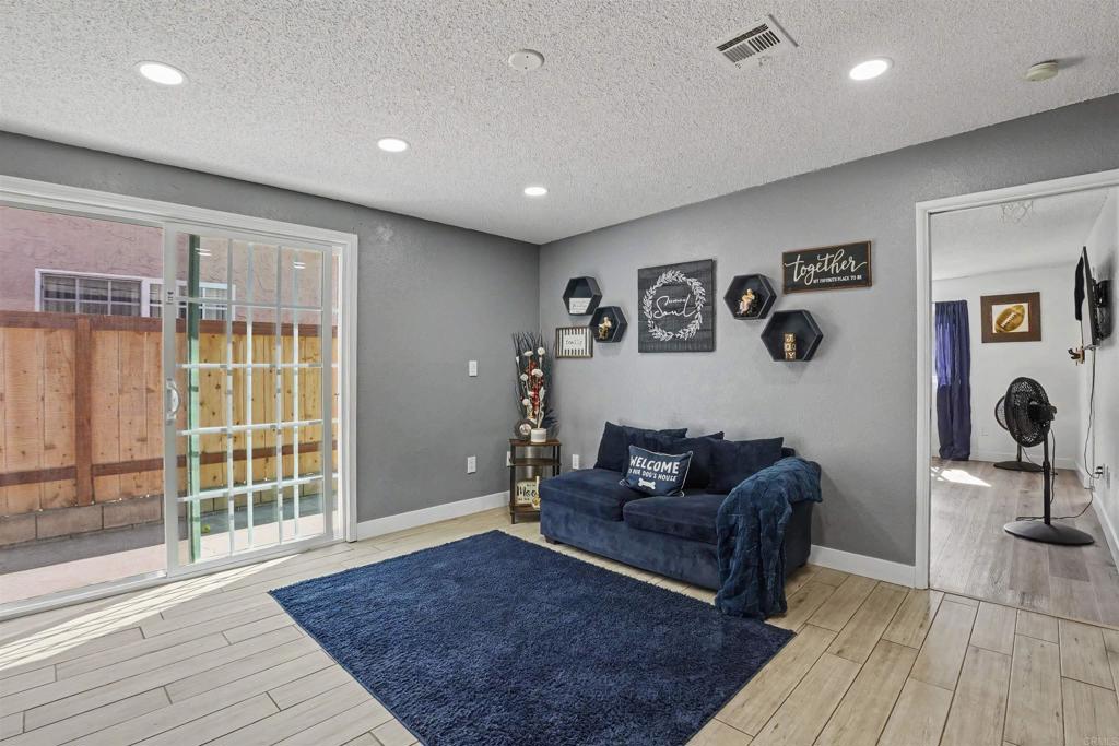 792 Piccard Avenue Property Photo 13