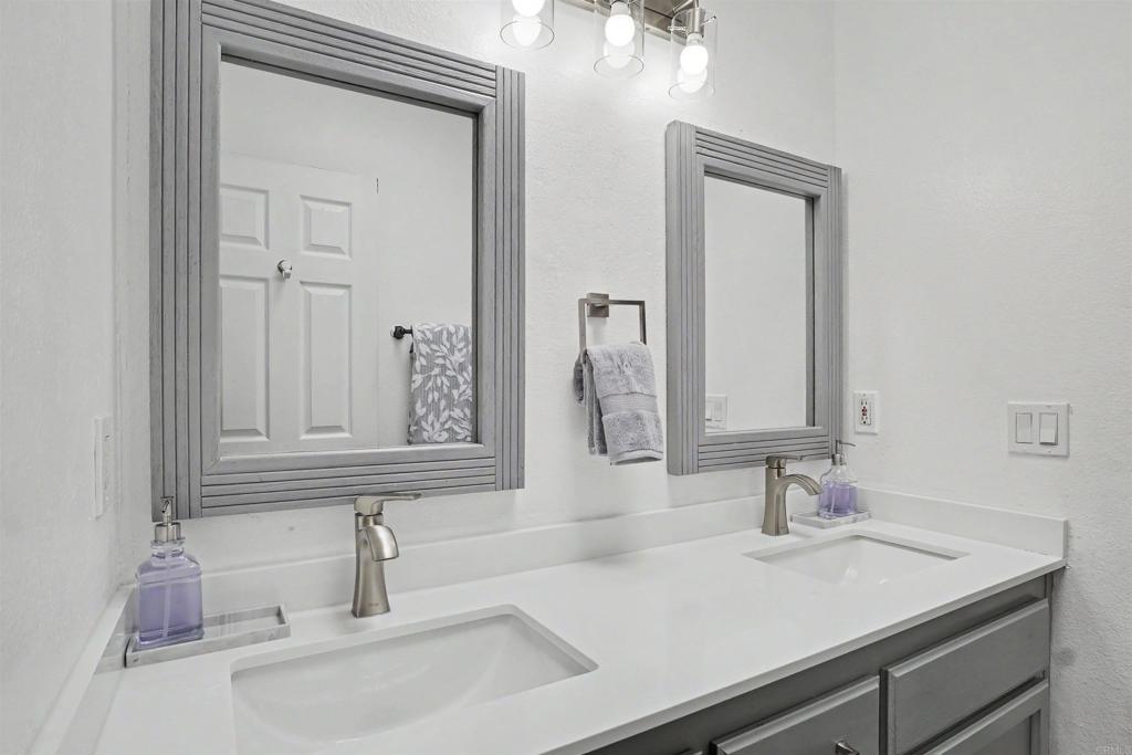 792 Piccard Avenue Property Photo 18