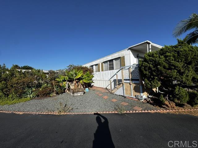 1425 Second Avenue Spc 99 Property Photo 3