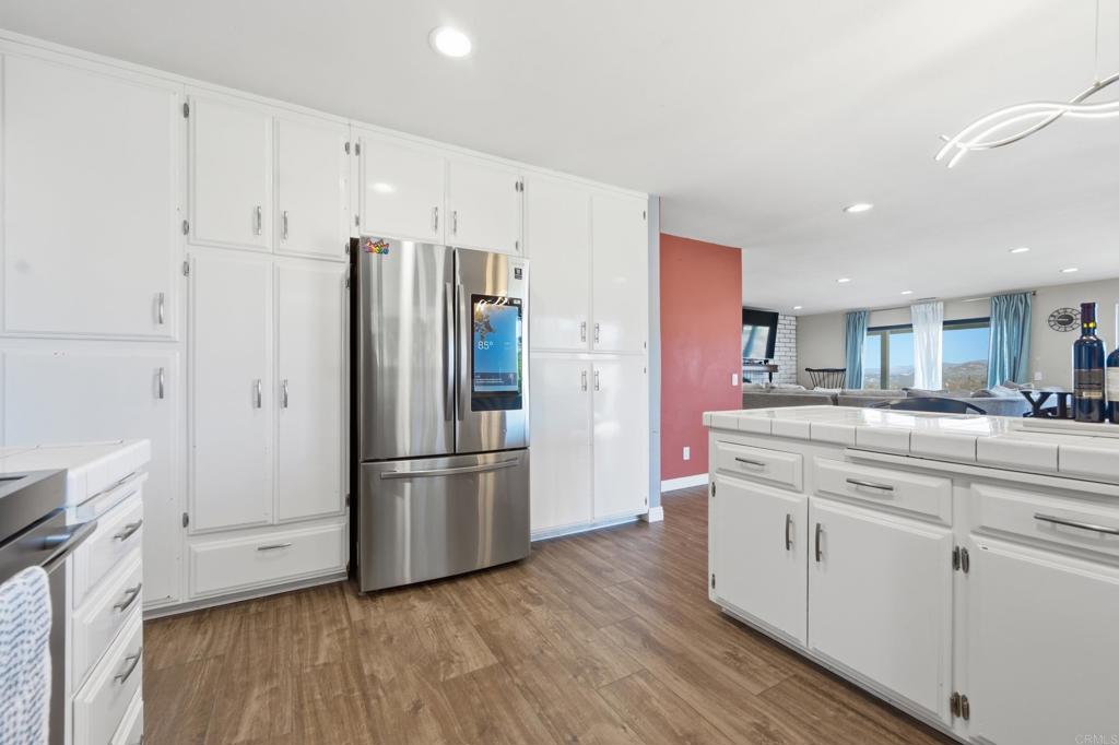 15349 Highland Valley Road Property Photo 10