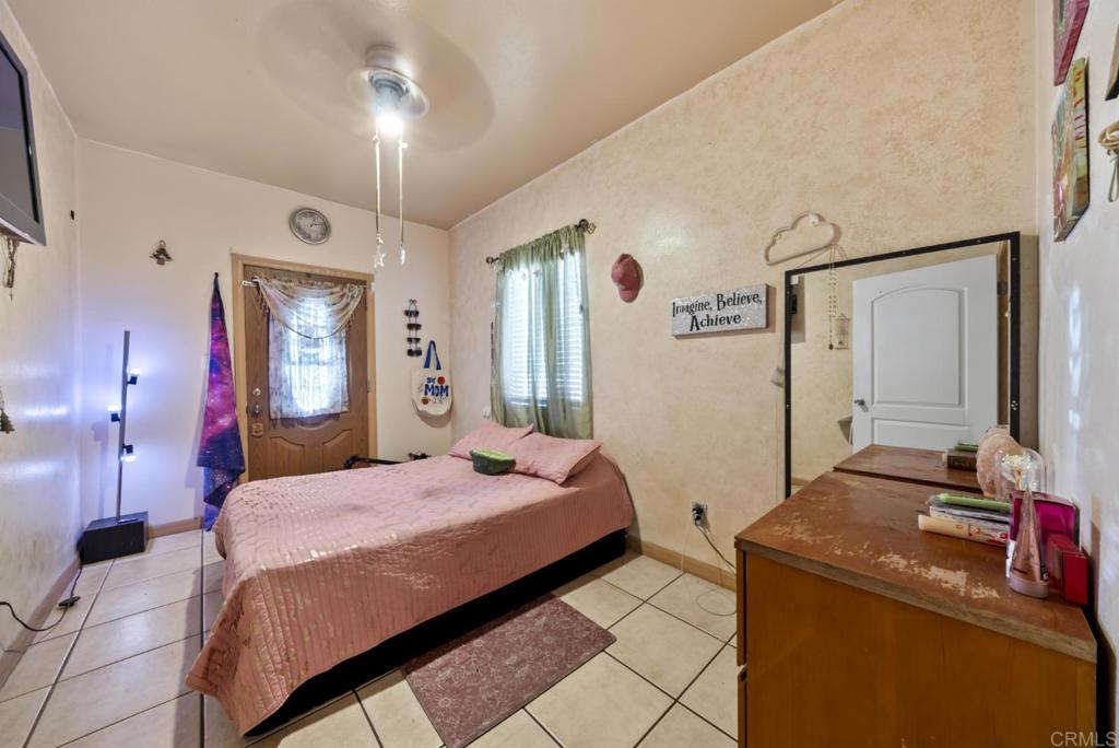 10520 California Avenue Property Photo 7