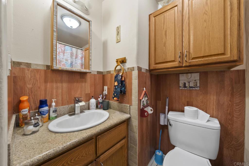 10520 California Avenue Property Photo 10