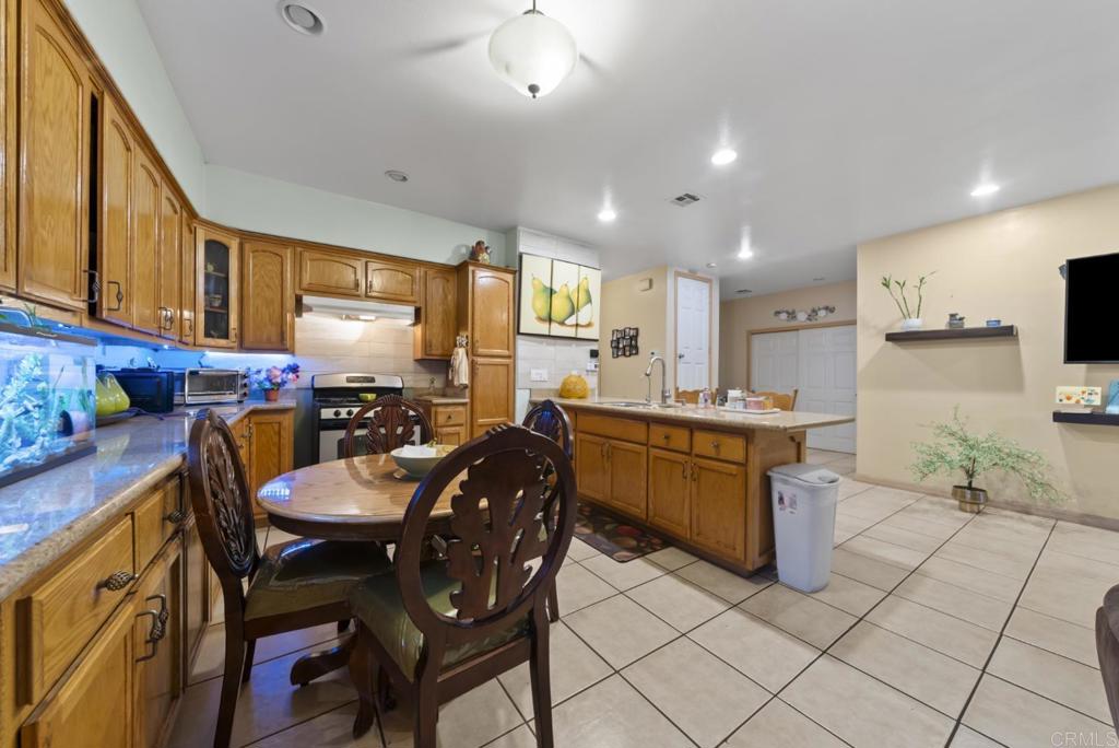10520 California Avenue Property Photo 16