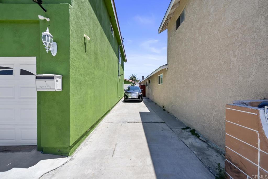 10520 California Avenue Property Photo 47