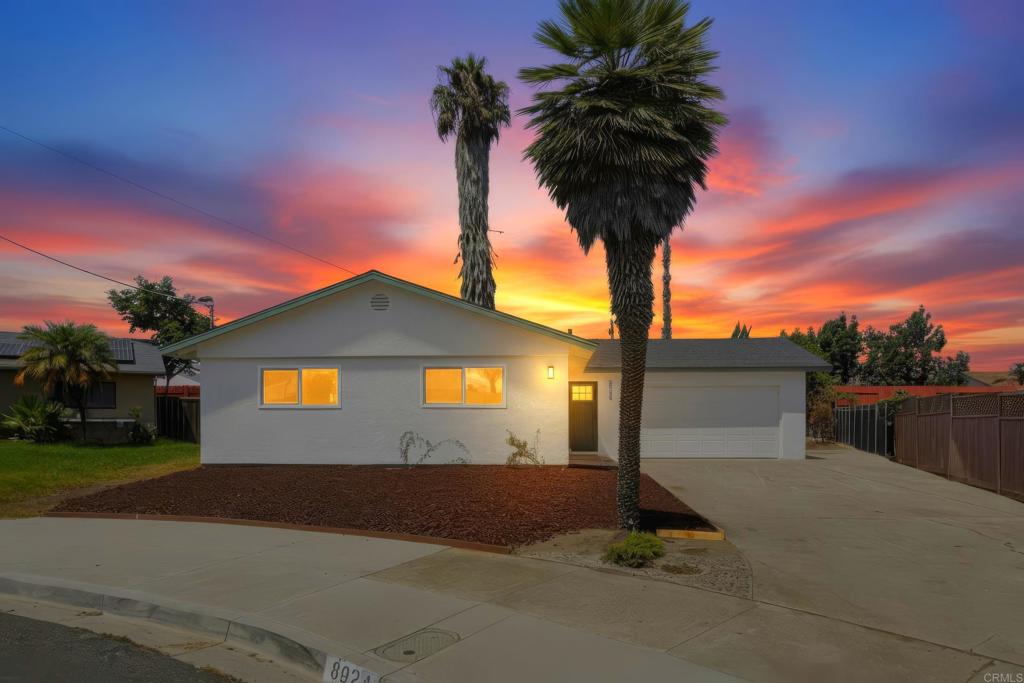 8924 Jana Court Property Photo 1