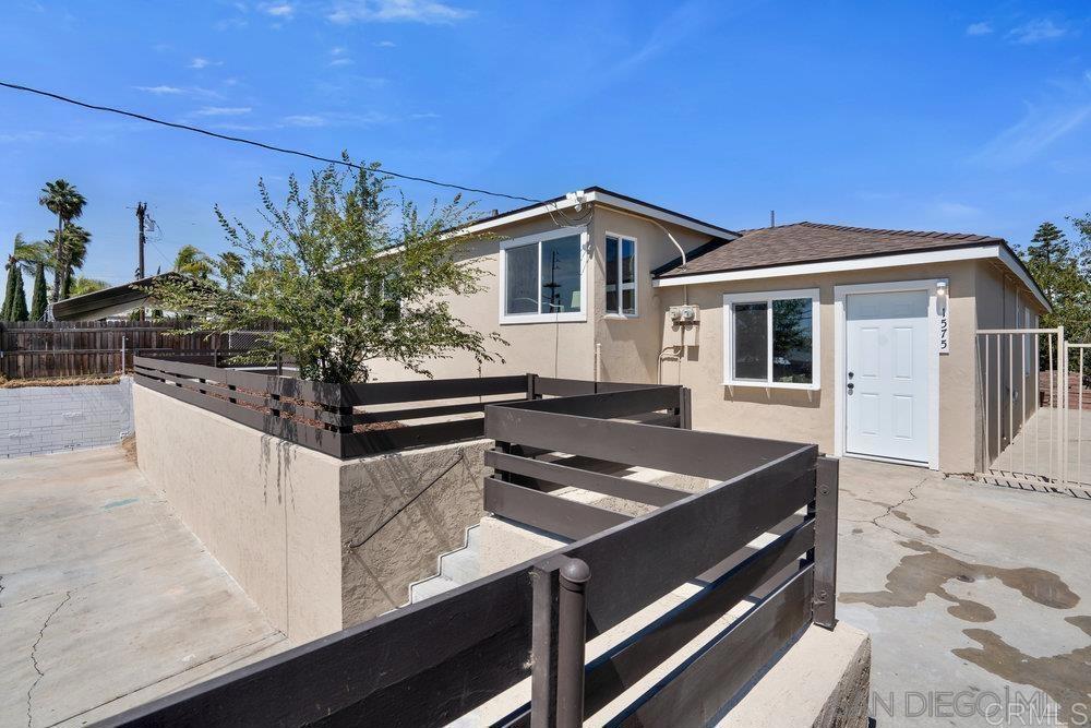 1575 77 Skyline Drive Property Photo 1