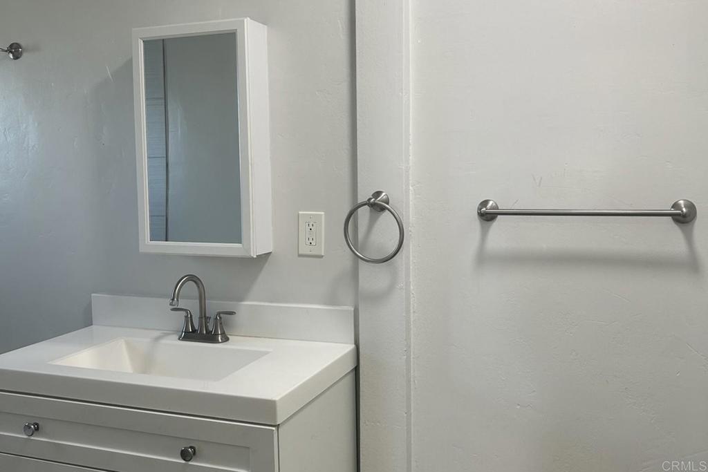 1575 77 Skyline Drive Property Photo 14