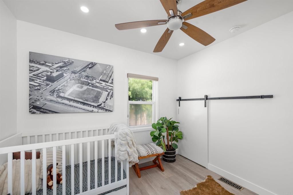 5264 Wood Street Property Photo 26