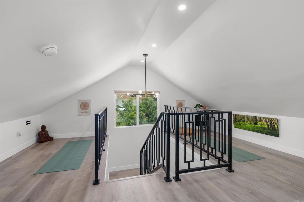 5264 Wood Street Property Photo 29
