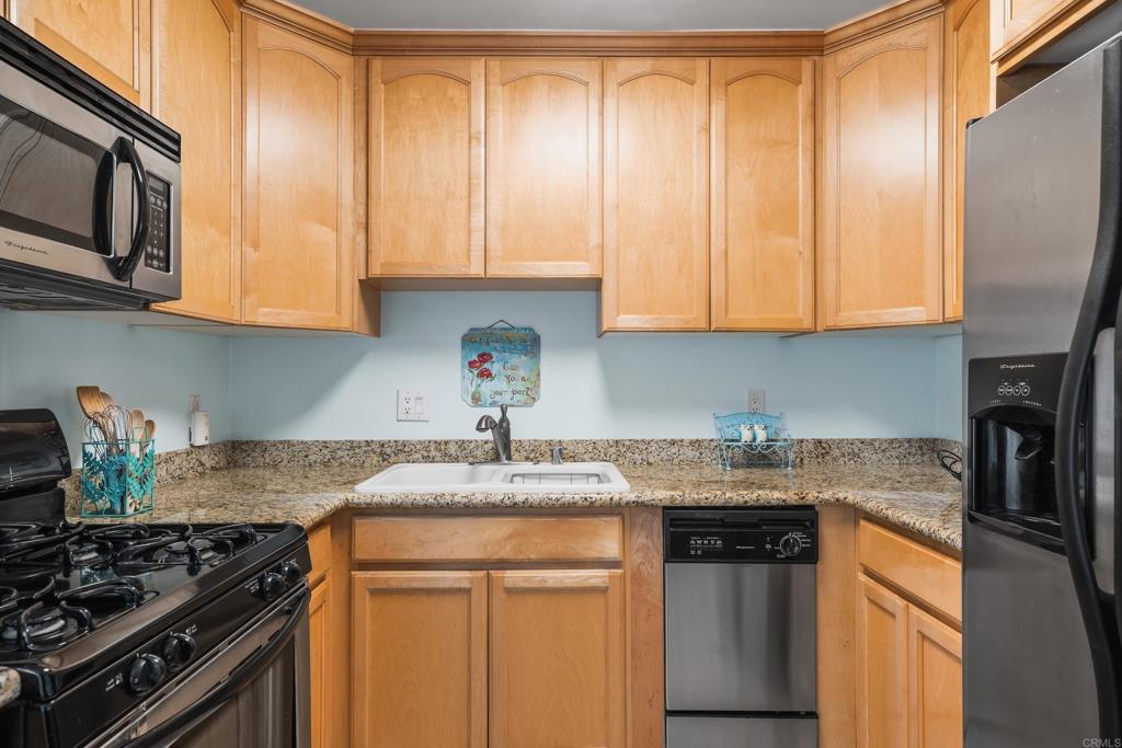 1052 Isabella Avenue Property Photo 10
