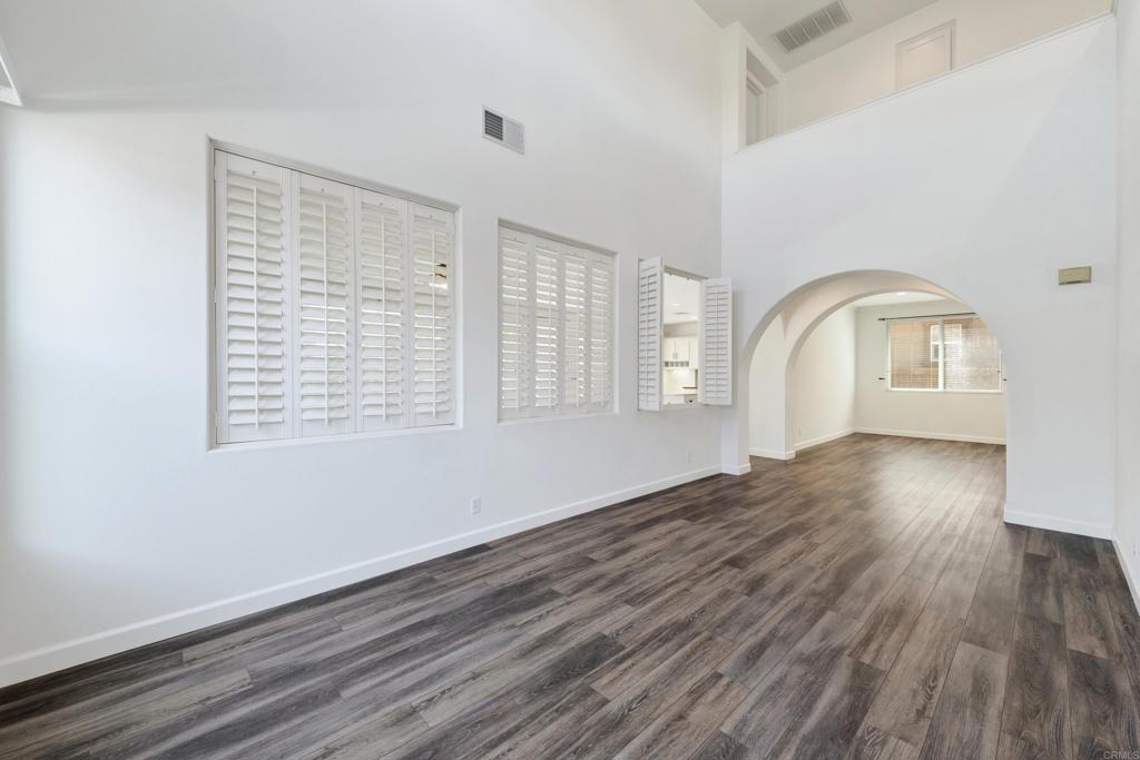 43772 Corte Villena Property Photo 6