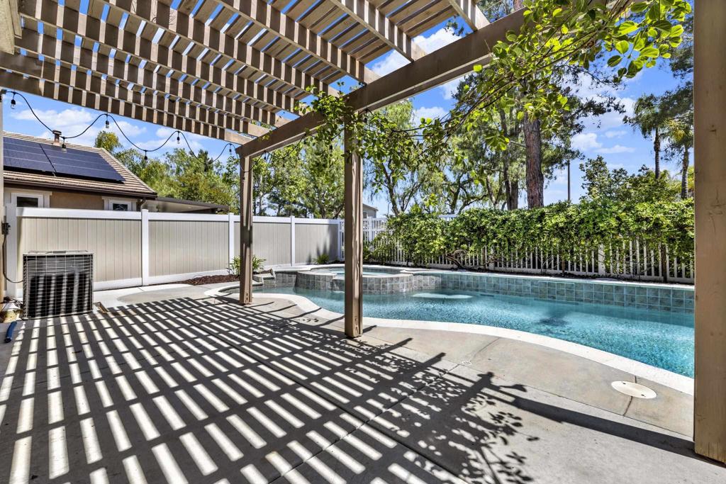 43772 Corte Villena Property Photo 59