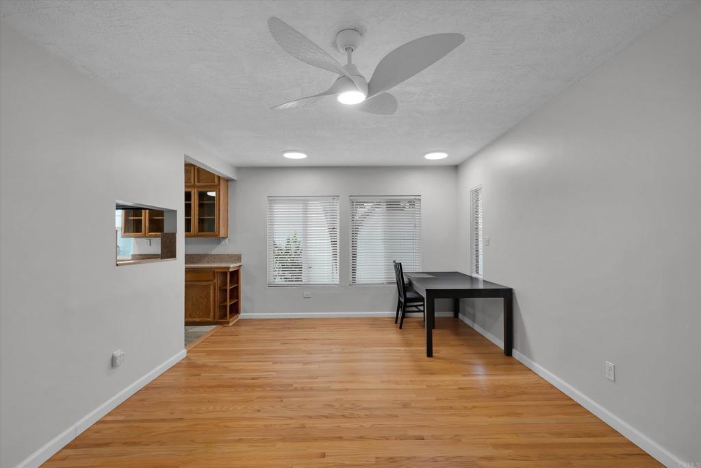 6477 Winona Avenue Property Photo 13