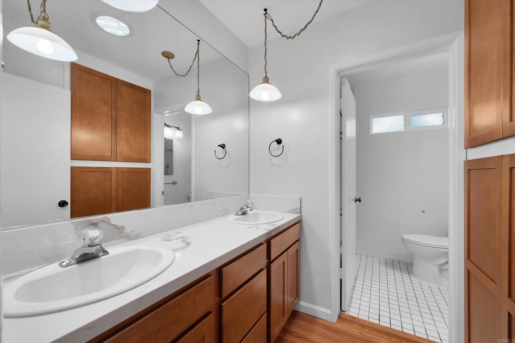 6477 Winona Avenue Property Photo 23