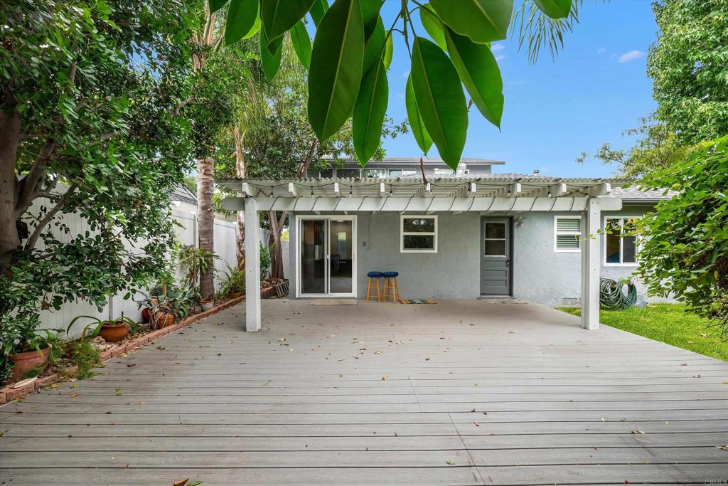6477 Winona Avenue Property Photo 42