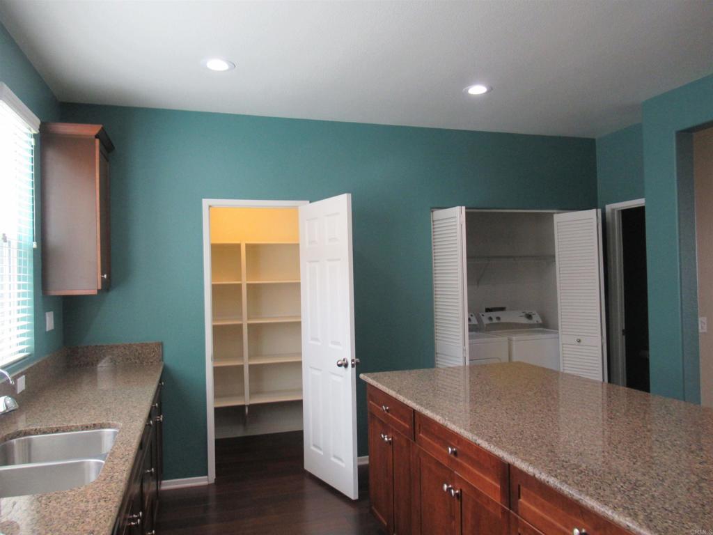 1310 Calabria Street Property Photo 12