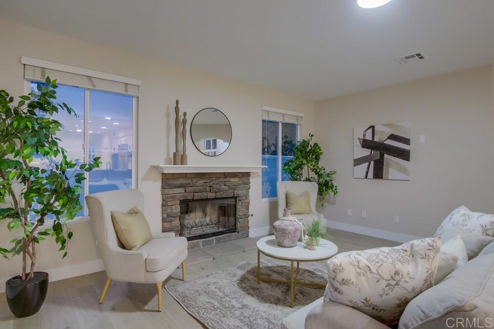 11256 Sherrard Way Property Photo 4