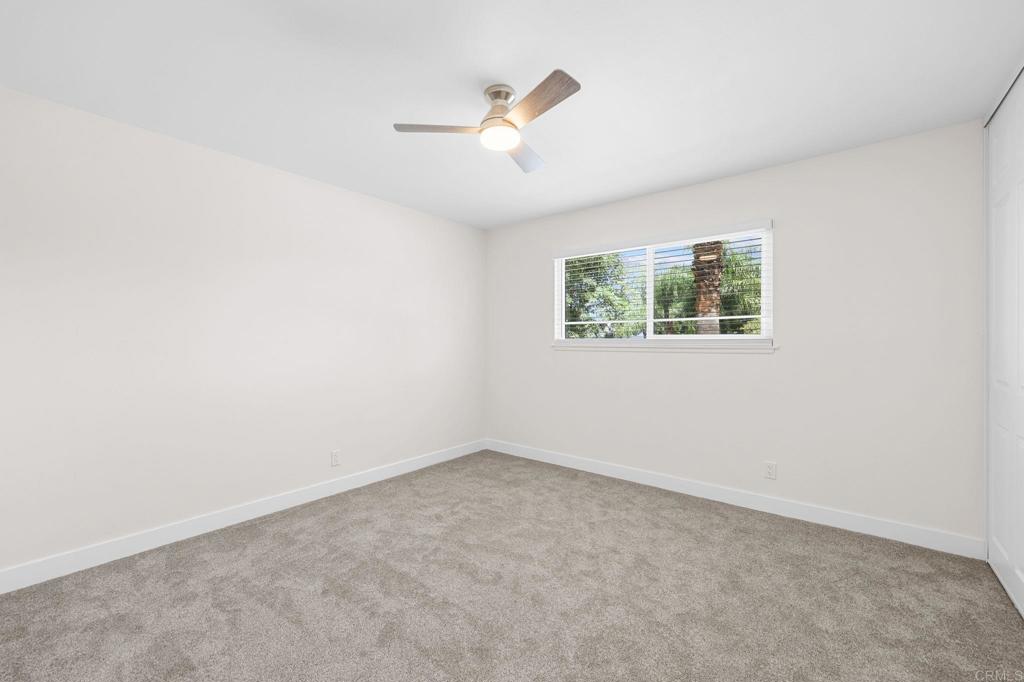 329 E South Avenue Property Photo 22