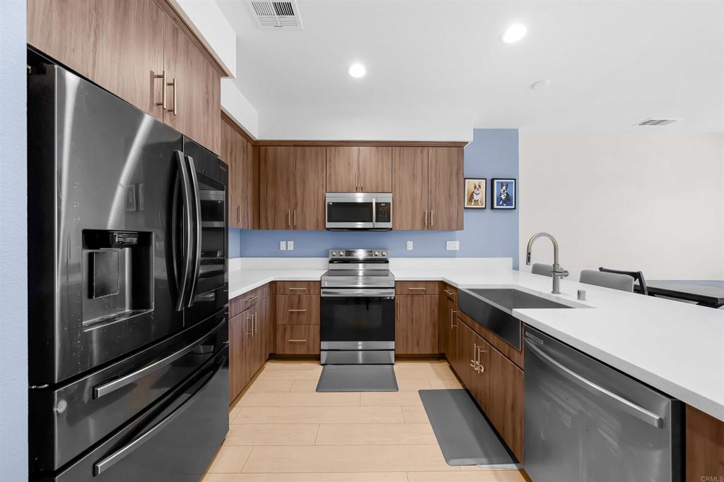 10529 Graphite Street Property Photo 6