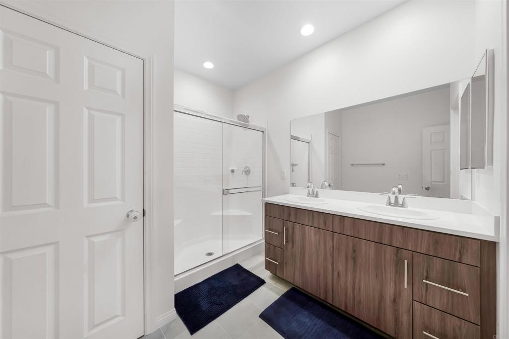 10529 Graphite Street Property Photo 10