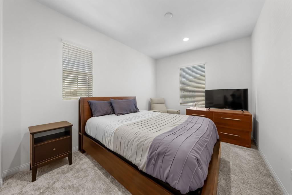 10529 Graphite Street Property Photo 12