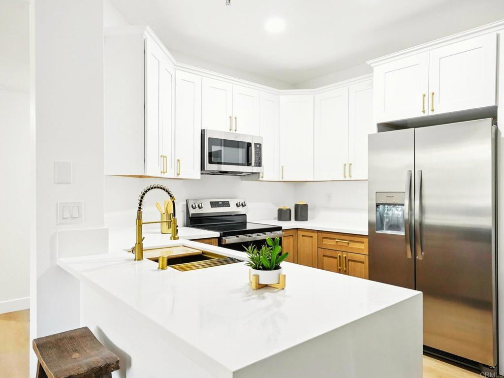 5875 Friars Road 4307 Property Photo 6