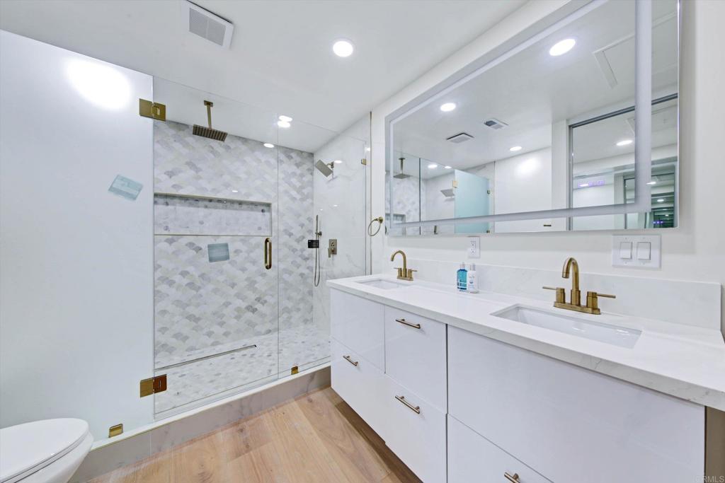 5850 Menorca Drive Property Photo 47