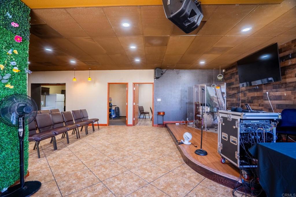 3055 Beyer Boulevard Property Photo 9