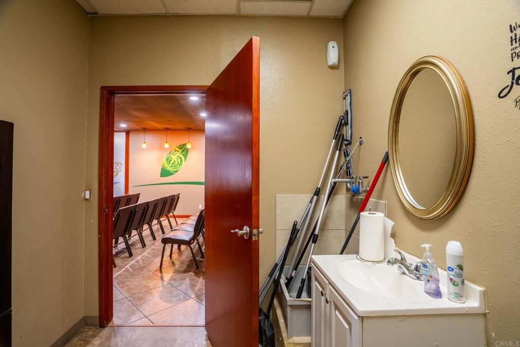 3055 Beyer Boulevard Property Photo 26