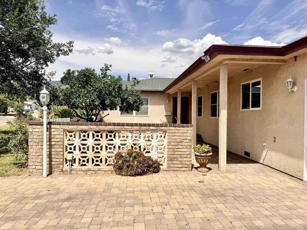 3685 La Hacienda Drive Property Photo 4