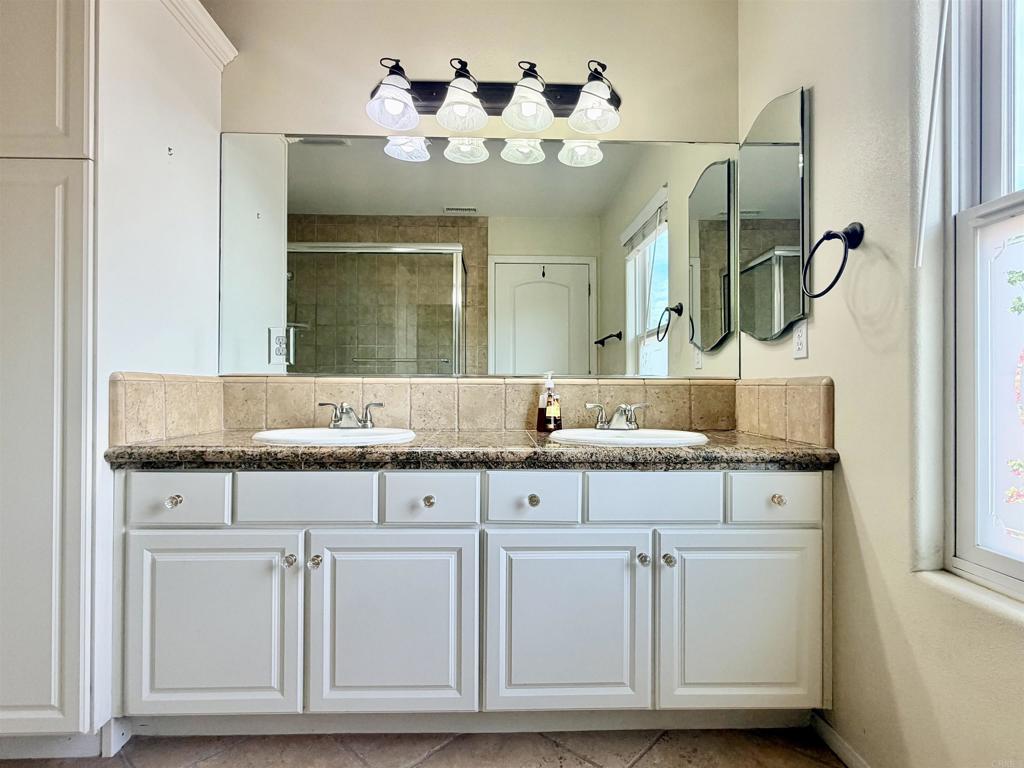 3685 La Hacienda Drive Property Photo 28