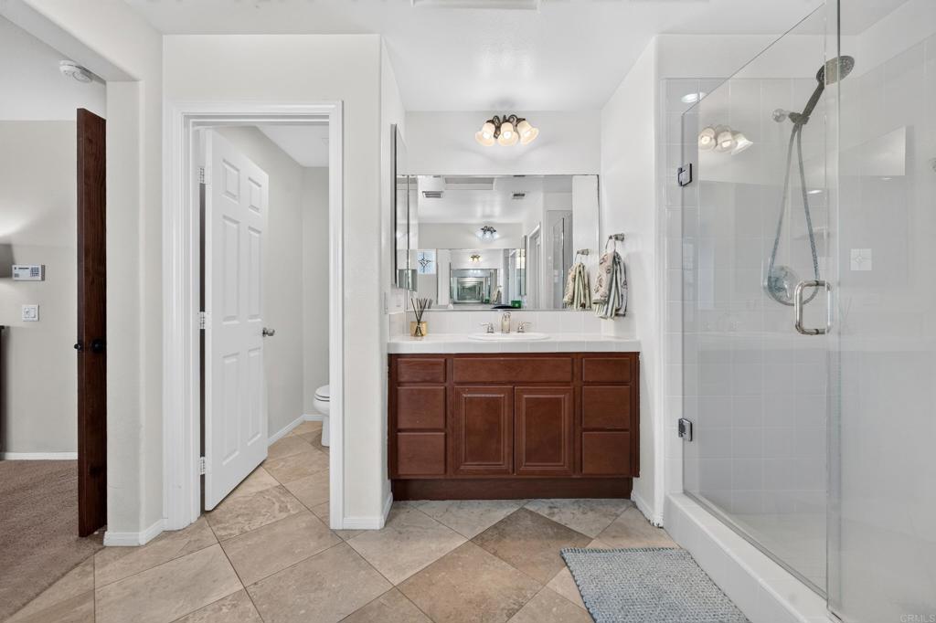 10441 Lake Breeze Drive Property Photo 16
