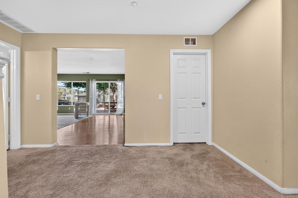 10441 Lake Breeze Drive Property Photo 56