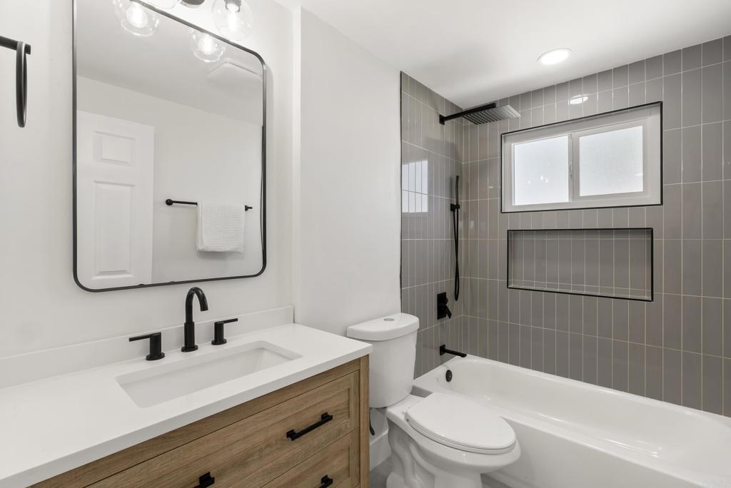 2333 E Mission Avenue Property Photo 15