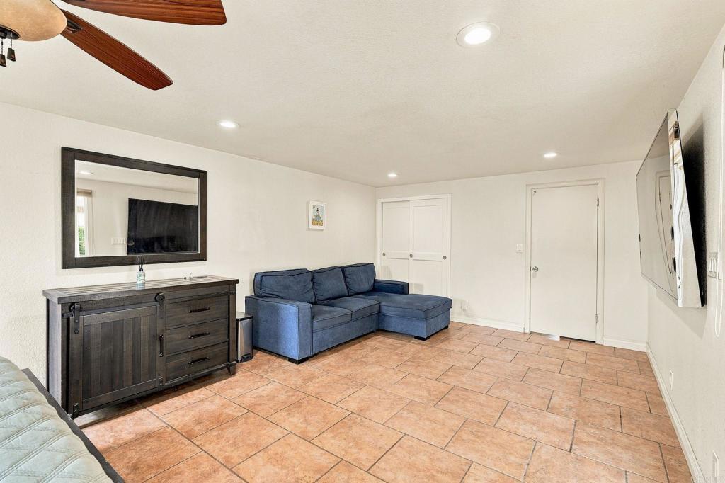 1826 Stanley Avenue Property Photo 35