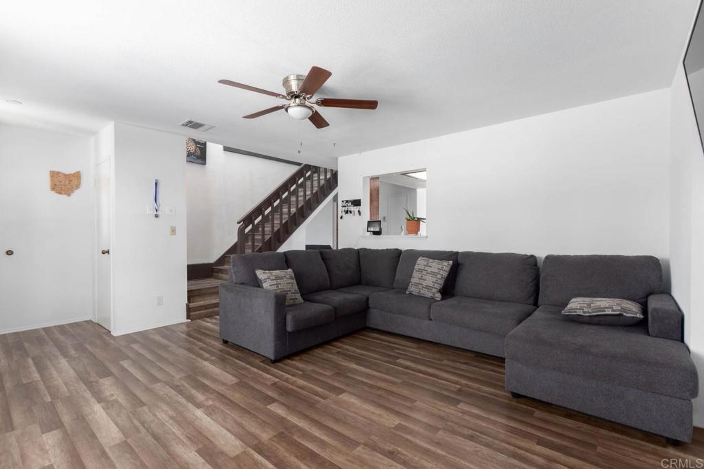 8878 Sabina Avenue Property Photo 6