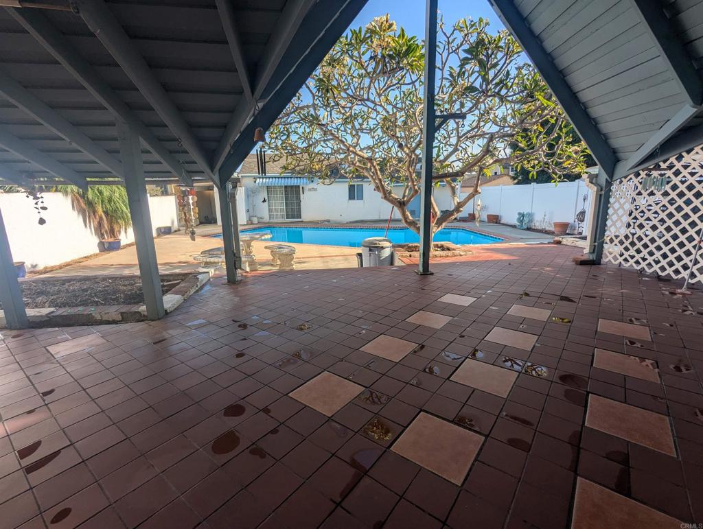 1219 Chalcedony Property Photo 1