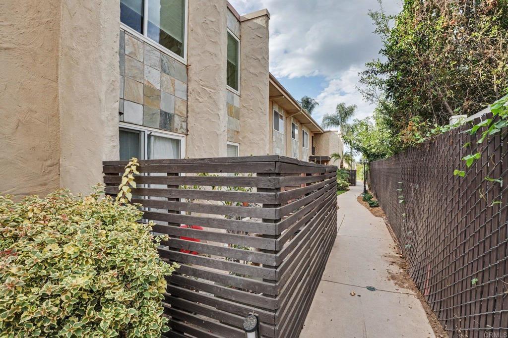 1386 E Madison Avenue Property Photo 20