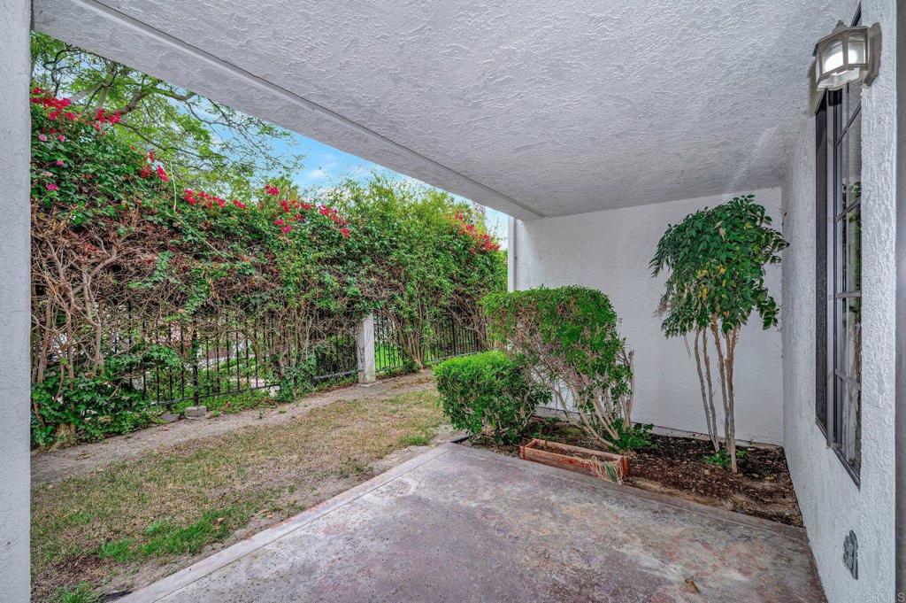 1526 Apache Drive C Property Photo 28