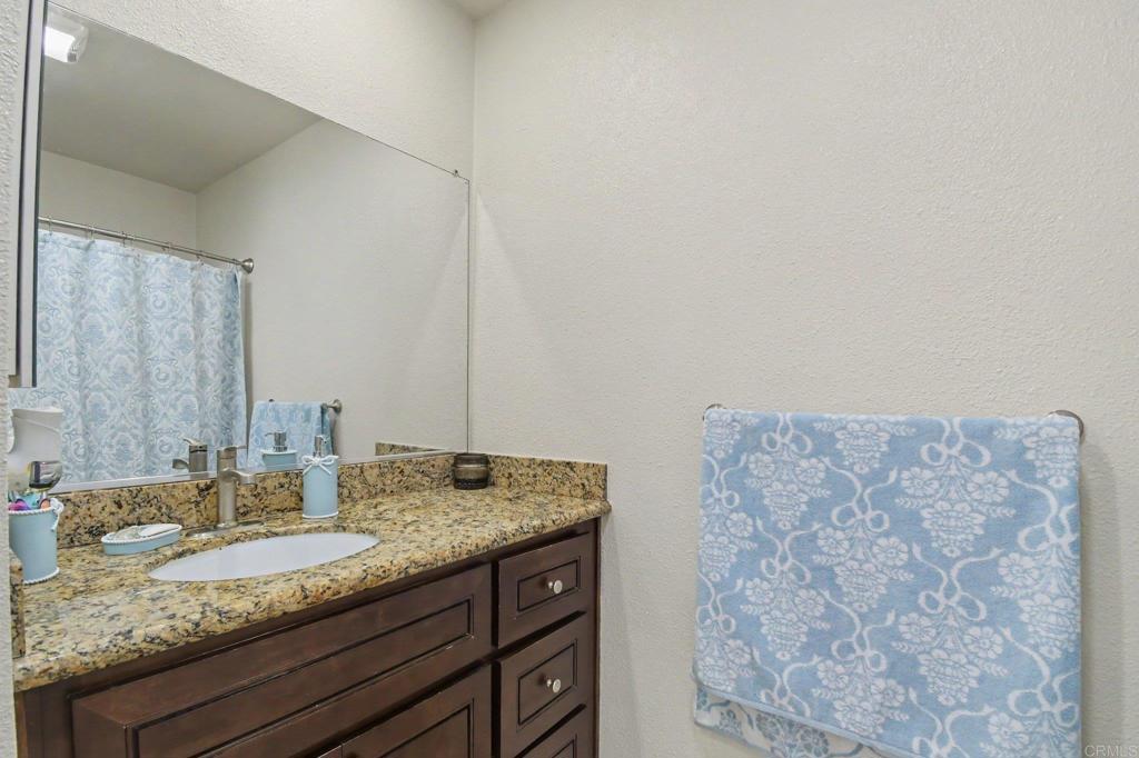 1508 Gustavo Street B Property Photo 9
